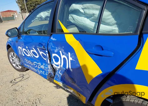 2025 Toyota Corolla Hybrid Le из США, поврежденный, VIN JTDBCMFE6S3109834